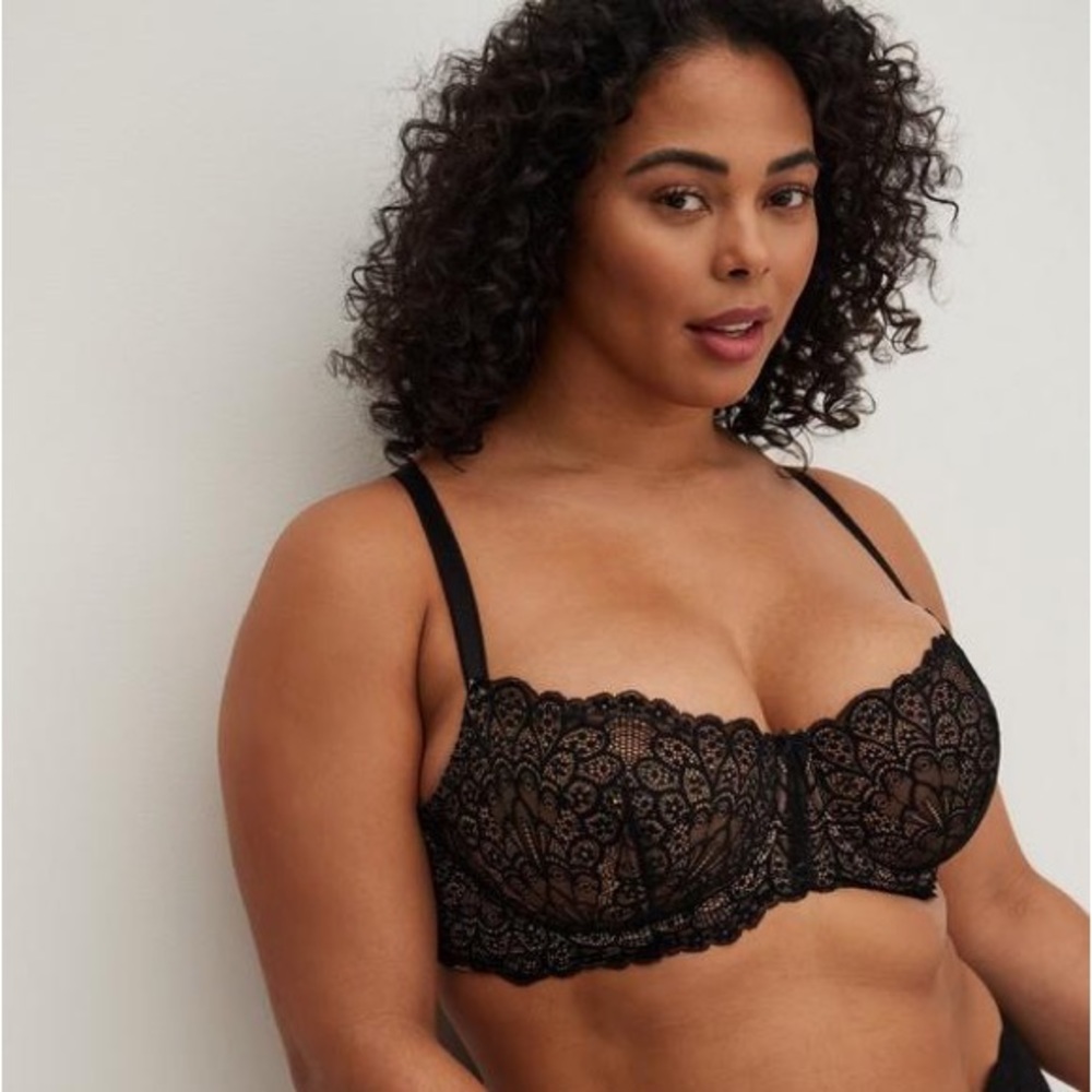 Lightly lined black bra